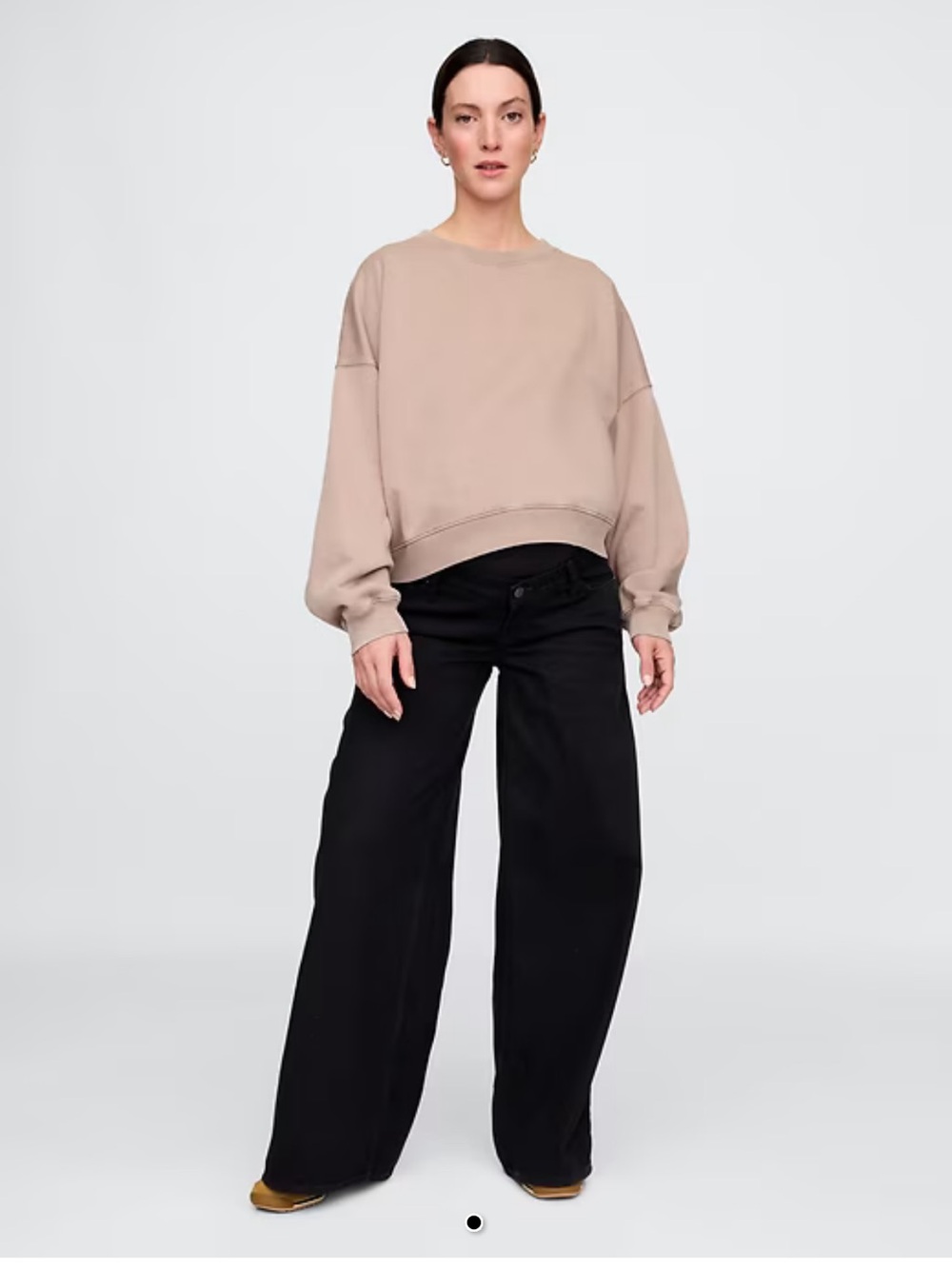 Maternity True Waistband Full Panel UltraSoft Baggy Jeans - size 28 Long